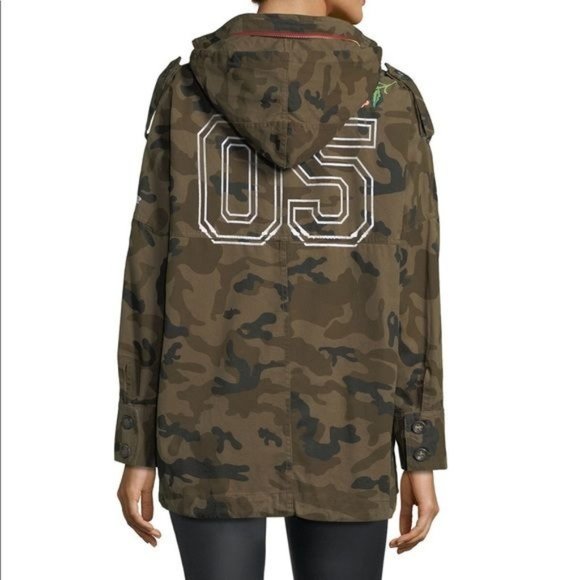 Romeo + Juliet Couture Floral Embroidered Liberty Hidden Hood Camo Jacket Small - Picture 2 of 16